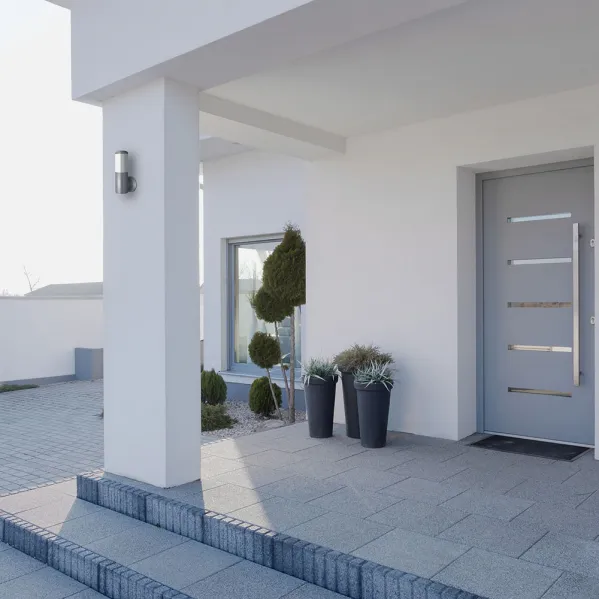 Aplique Exterior Azafran 1xe27 Gris Policarbonato  19,6x9,1x13,4 Cm  Ip44