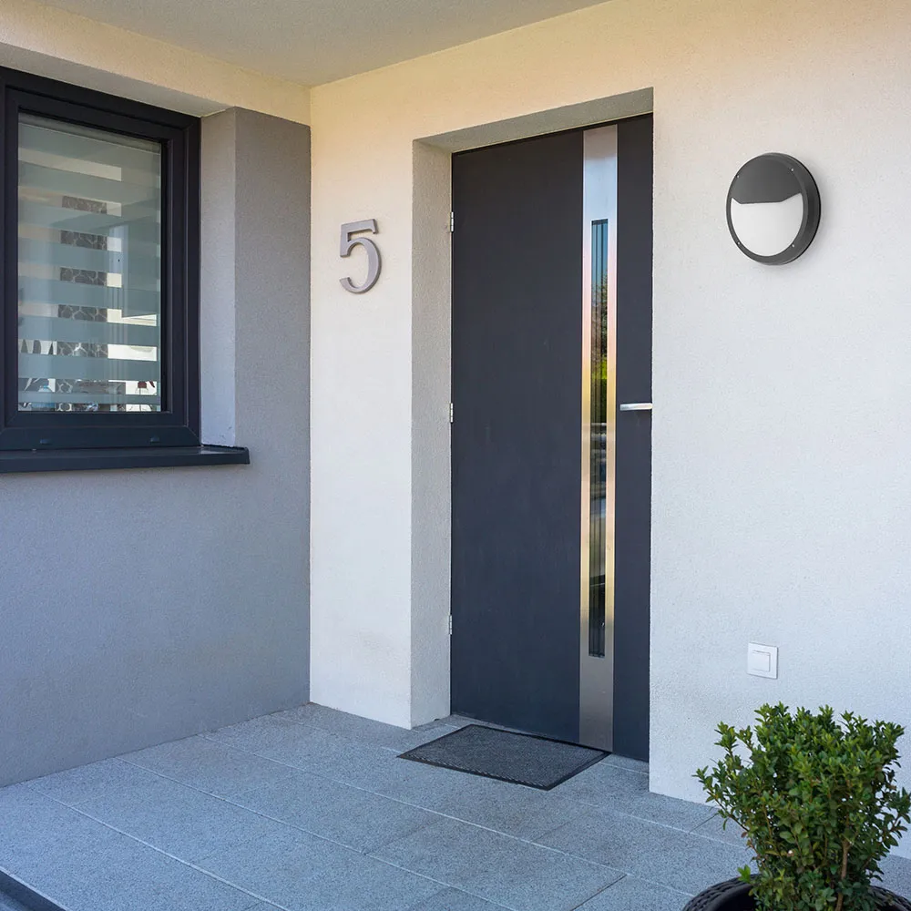 Aplique Exterior Coliandro 2xe27 Negro Policarbonato  9,4x30d  Ip65