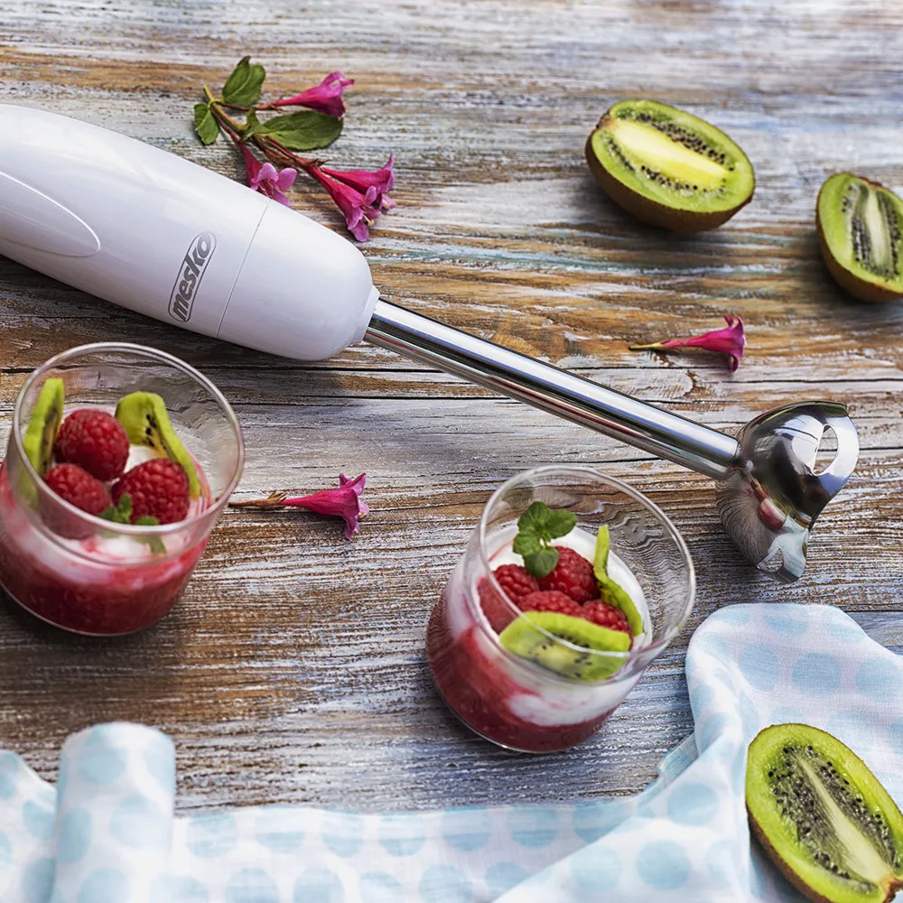 Batidora Mano 300w Cuchillas Acero Inox. 2 Veloc.tapa Removible Mango Ergonomico
