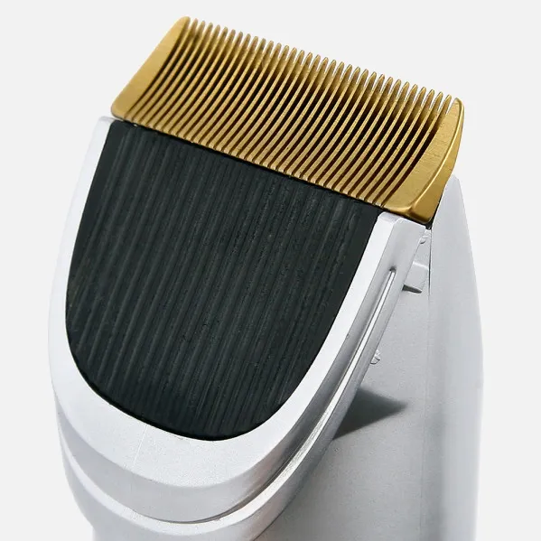 Pet Hair Clippers Ceramic Blade 35w Titanium 4 Combs Extra Battery, Cable and Brush