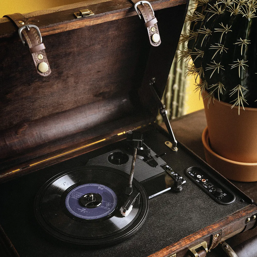 Tocadiscos Maleta 33/45/78 Rpm C/altavoces Y Asa Entrada Auricular. Estereo Parada Autom