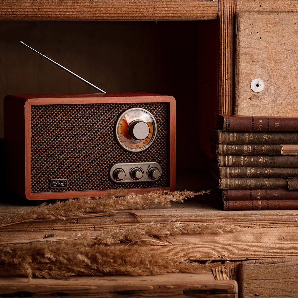 Radio Retro C/bluetooth Am/fm Ajuste Graves/agudos Conex. Inalambrica Telefono Tablet O Pc