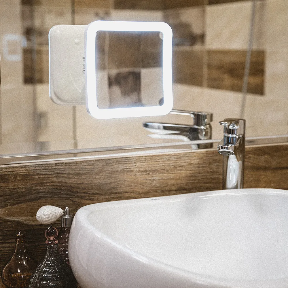 Espejo De Baño 25 Leds 16'30cmx16'30cm 3 Pilas Aa Aumento 5x Ajuste Luz Ventosa Giro 360º