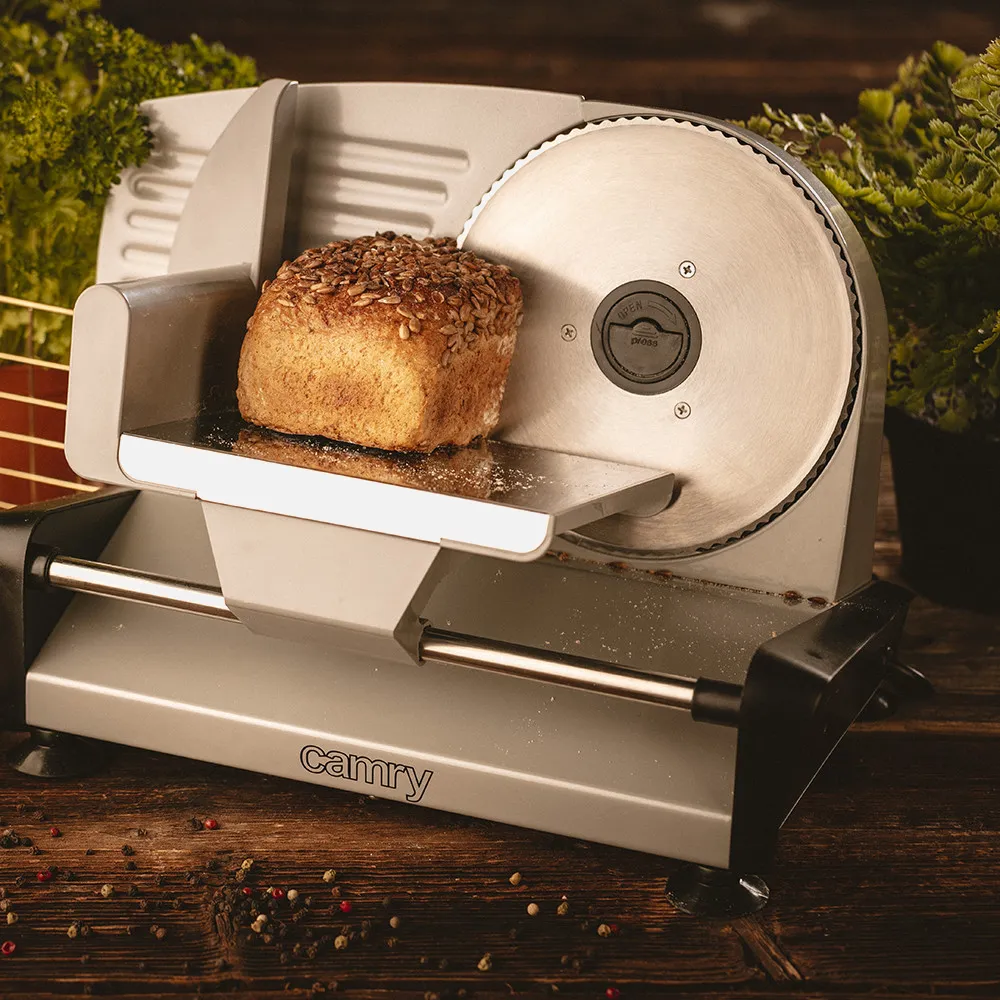 Corta Fiambres 400w Cuchilla Acero Inox. 19cm Ajuste Espesor 0-15mm Con Ventosas