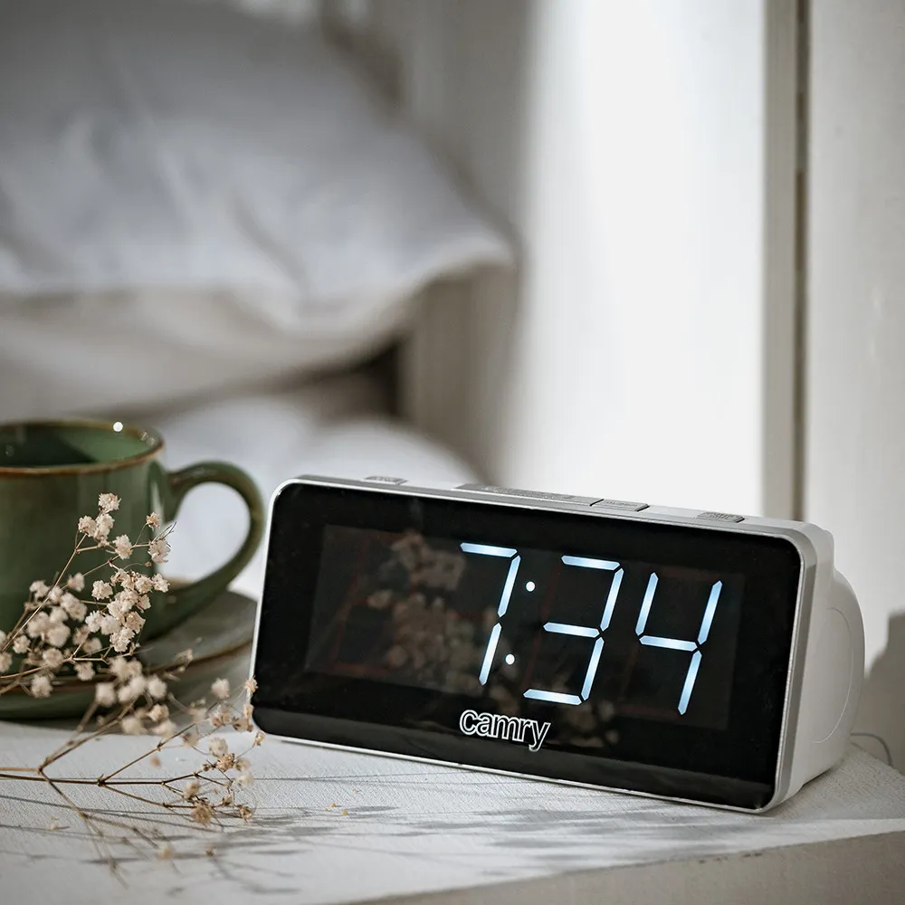 Radio Reloj Pll Am/fm Led 1'8 Brillo Ajustable 20  Memorias Funcion Repeticion Y Sueño