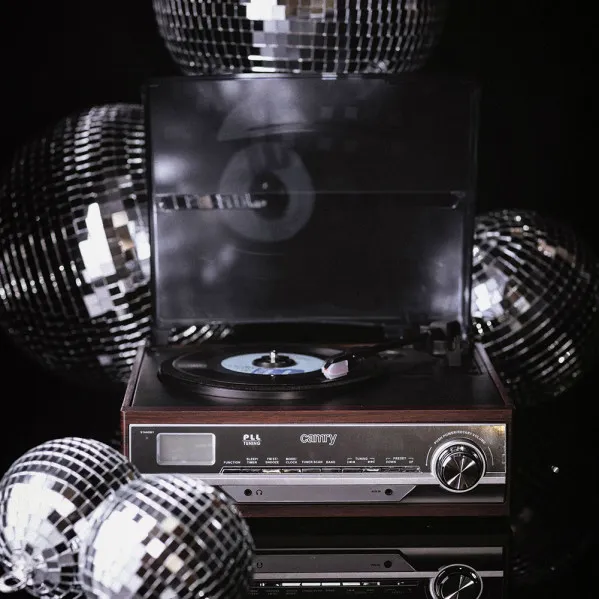 Tocadiscos 33/45/78 Rpm Lcd Radio Am/fm Pll  Estereo Entrada Auxiliar Despertador