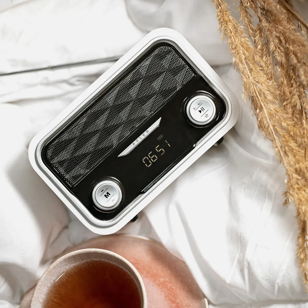 Radio Fm Bluetooh 4.0 Usb Mp3 Tarjeta Sd Aux  Carga Micro Usb 50 Mem. Bateria 1800mah