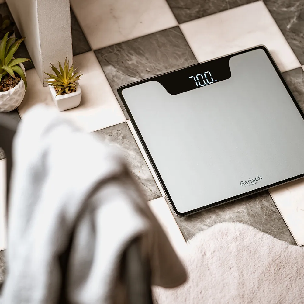 Bascula Baño Electron. Plata Max 180kg Pant. Led  Apagado Autom./man. Precis. 100g 2pilas
