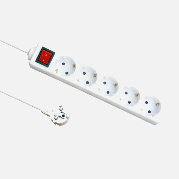 Base Multiple 5 Enchufes E Interruptor Cable 1,5m 3gx1,5mm De Cobre 3500w Max