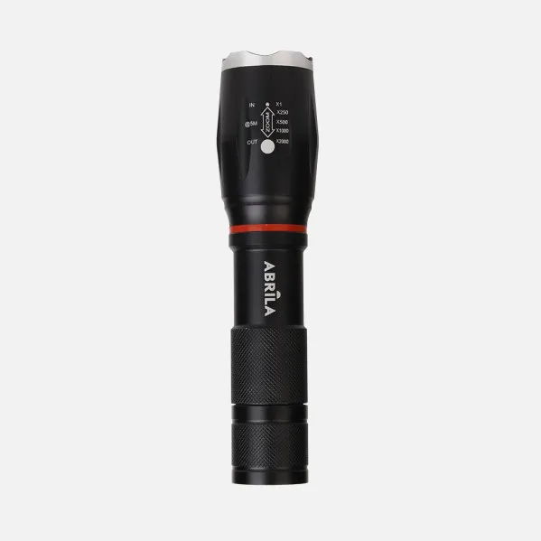 Linterna Led Centello Negra 5encend.+cob+zoom Ip44 300lm Iman Y Asa 15,5/18,6x3,8x3,8 Cm 3xaaa