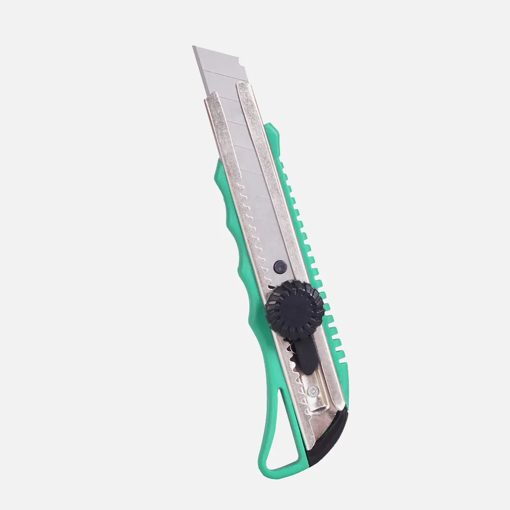 195841806 - Cutter Knife 18mm Precise Green Retract. Stainless Steel Guide, Wheel Lock, Non-Slip, Ergonomic 3x15,5x5cm