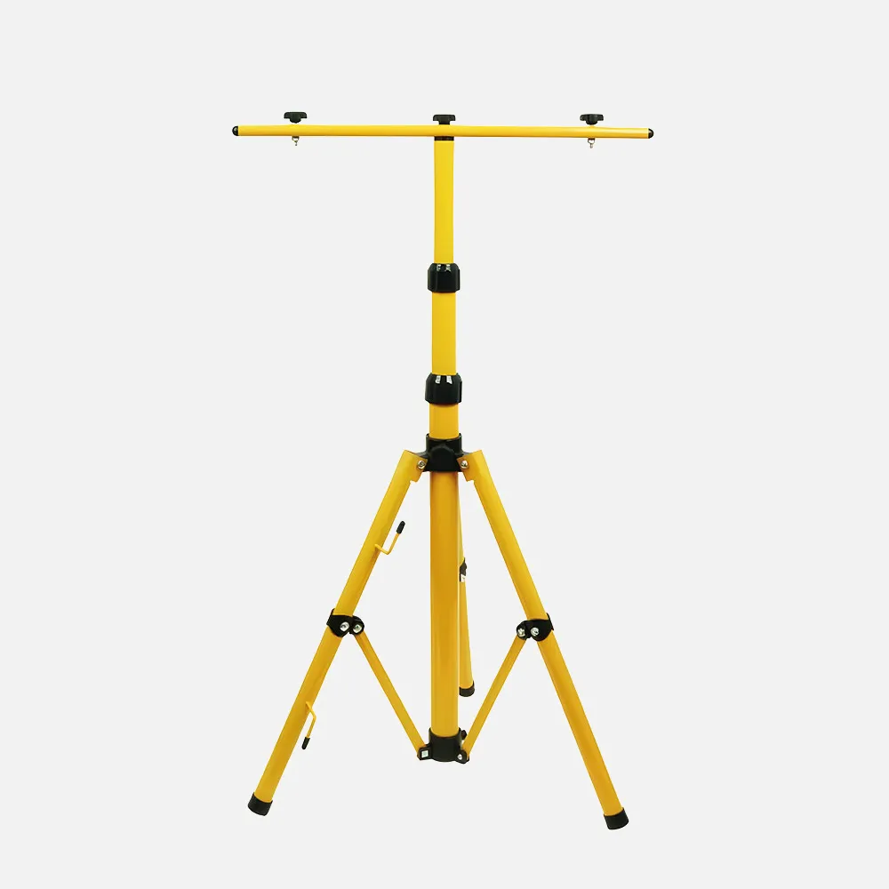 Tripode Para Proyector Coyote Amarillo/negro Regx82x82cm