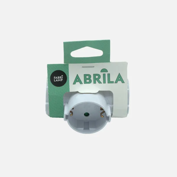 Echo Adapter 3takings Blister pack Mod4 2p+and 16to 230v White Protecc. Children's 4x8,5x10cm